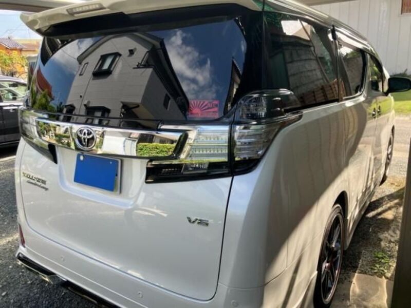 VELLFIRE