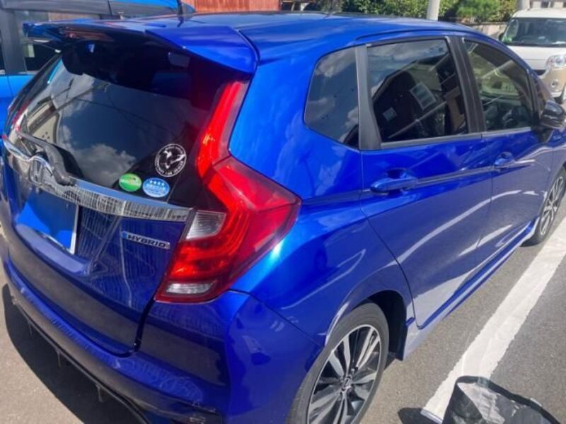 FIT HYBRID
