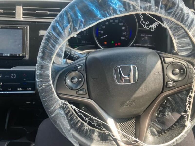 FIT HYBRID