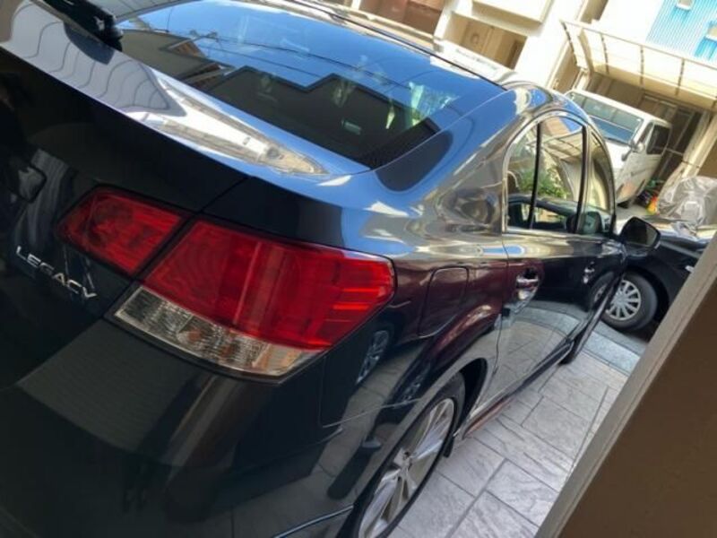 LEGACY B4