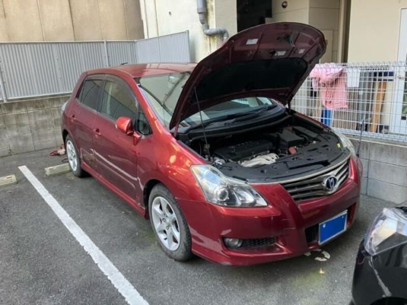 TOYOTA BLADE