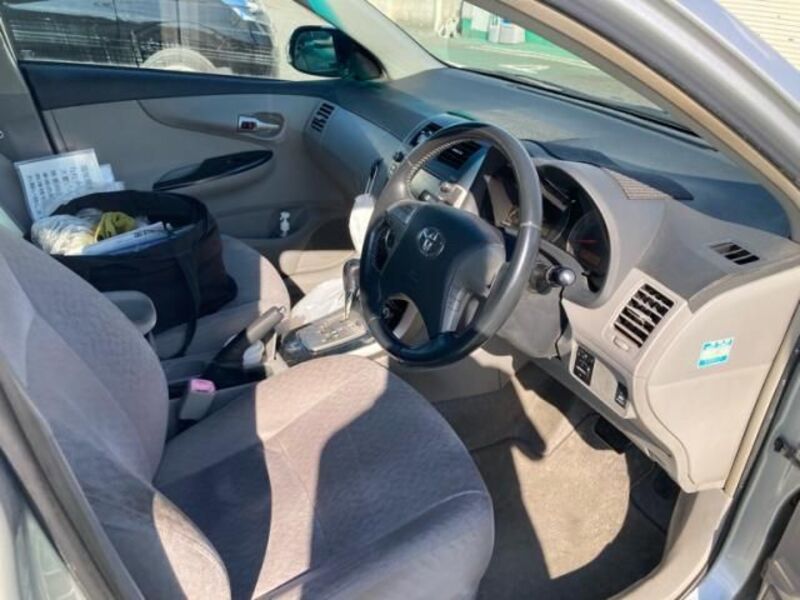 COROLLA AXIO