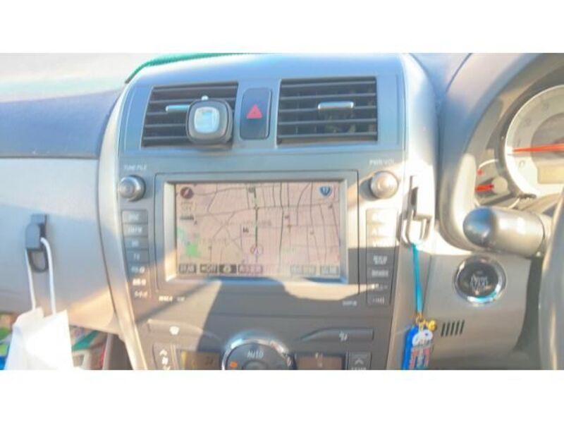 COROLLA AXIO