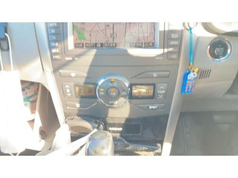 COROLLA AXIO