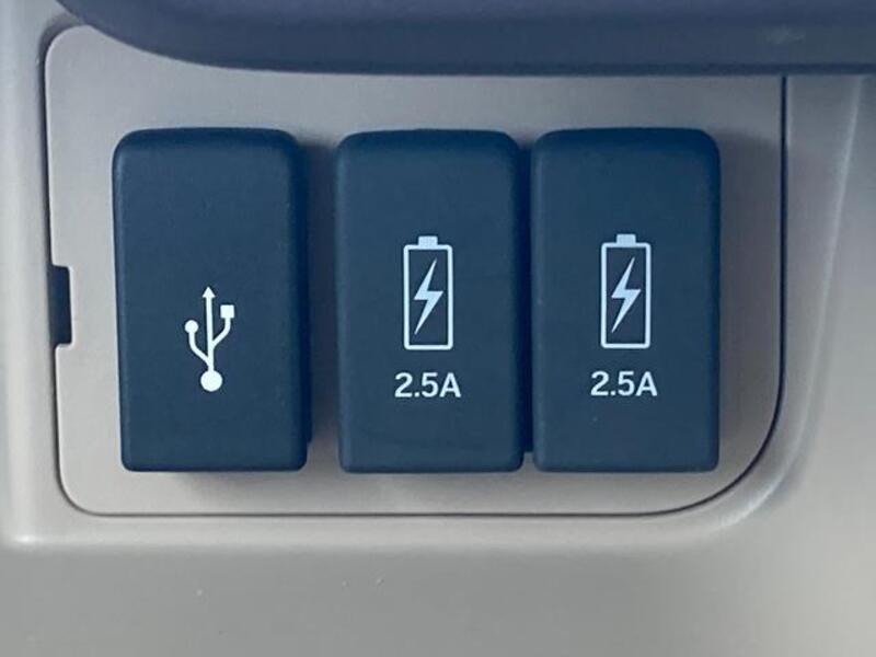 N BOX
