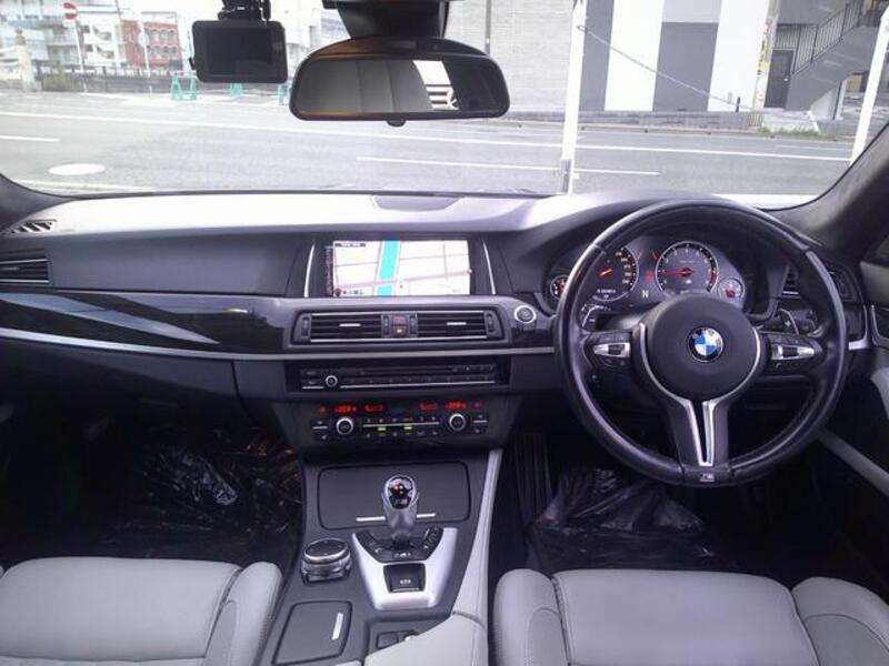 M5