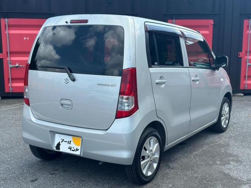 WAGON R