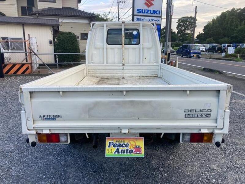 DELICA TRUCK
