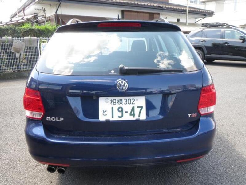 GOLF VARIANT
