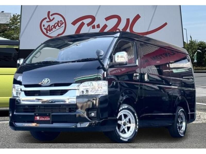 TOYOTA HIACE WAGON