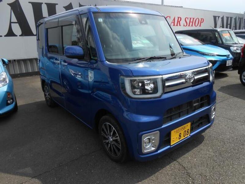 TOYOTA PIXIS MEGA