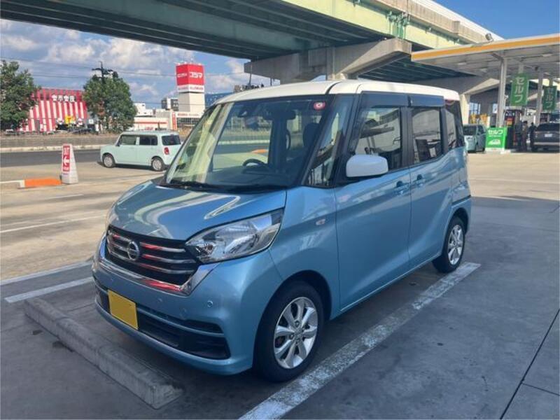 NISSAN DAYZ ROOX