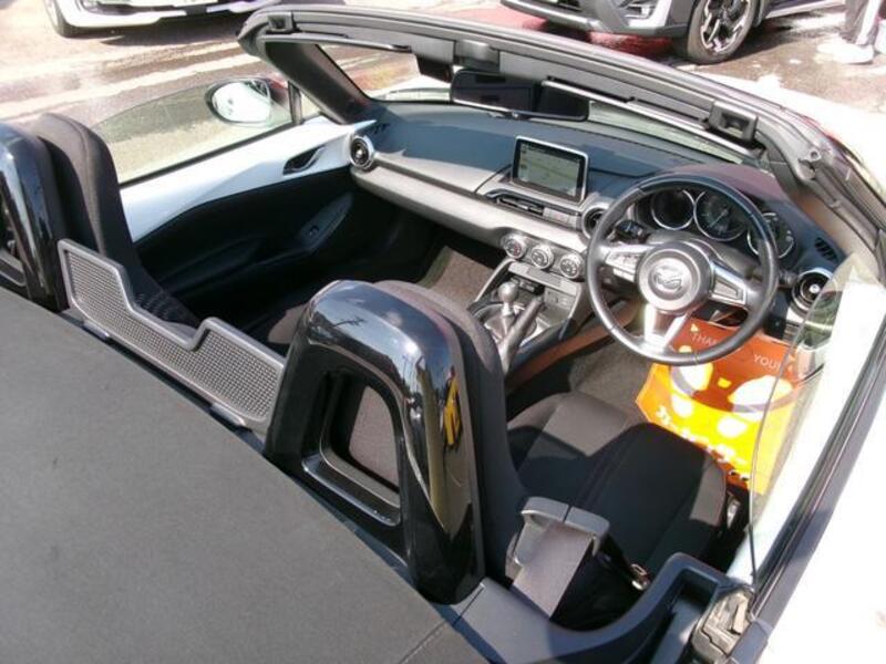 ROADSTER
