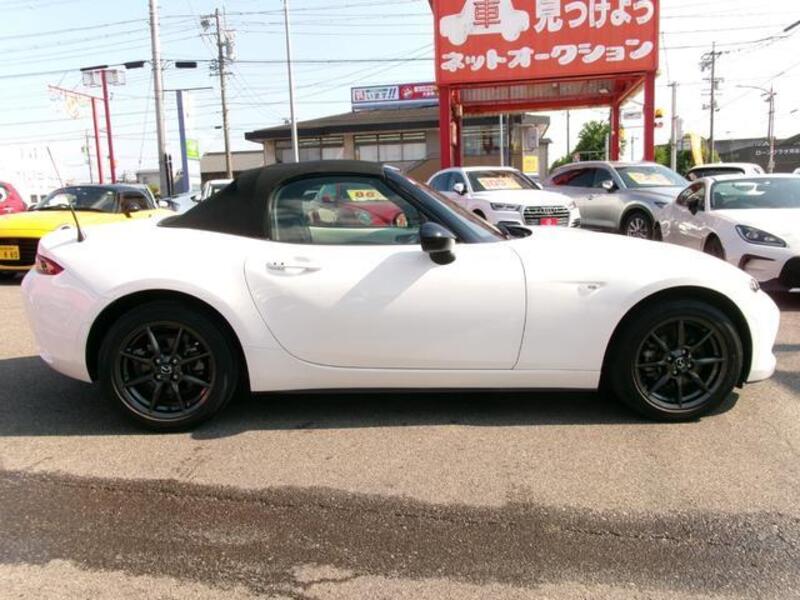 ROADSTER