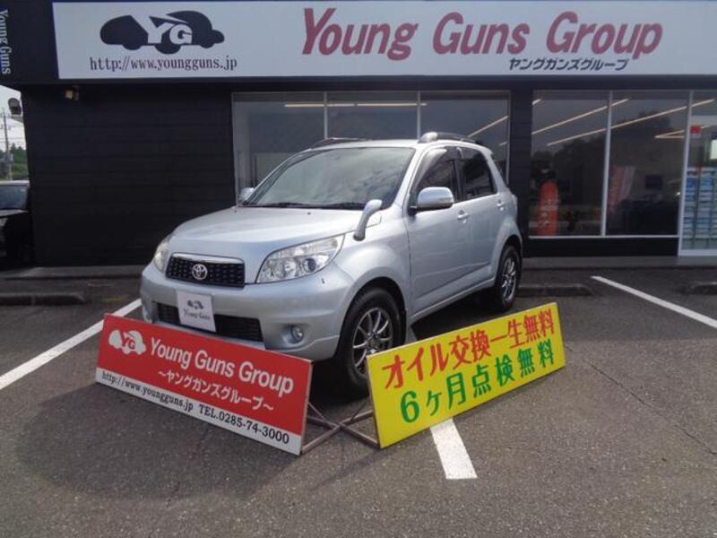 TOYOTA RUSH