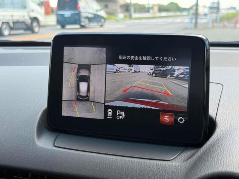 MAZDA2