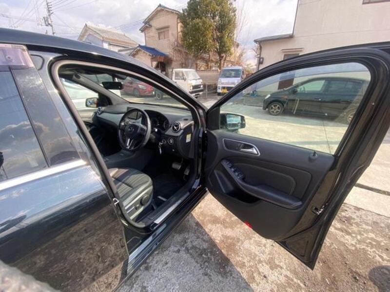 B-CLASS