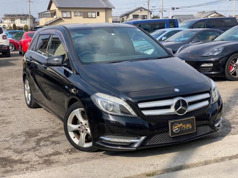 MERCEDES-BENZ B-CLASS