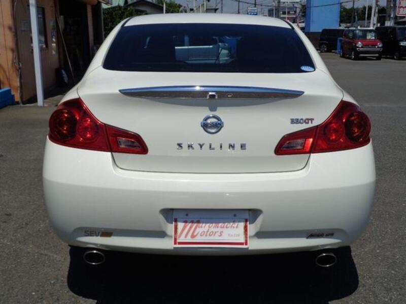 SKYLINE