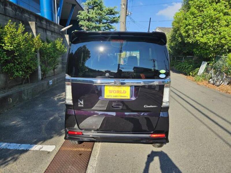 N BOX CUSTOM