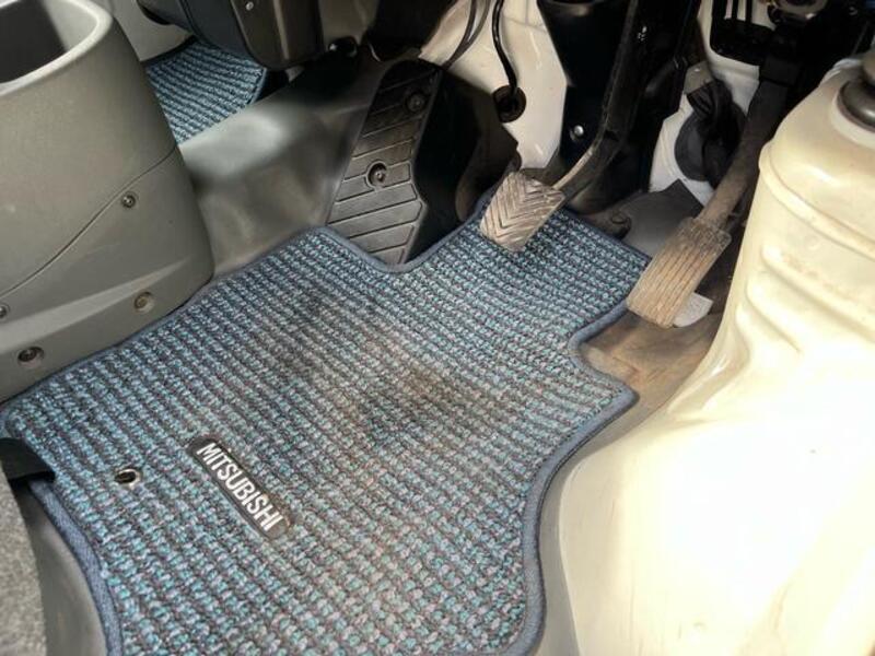 MINICAB MIEV