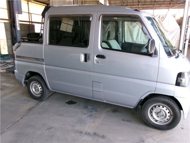 MINICAB VAN