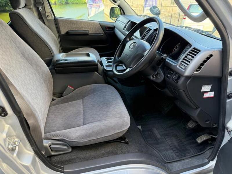 HIACE WAGON