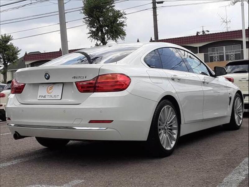 4 SERIES