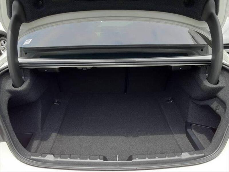 4 SERIES