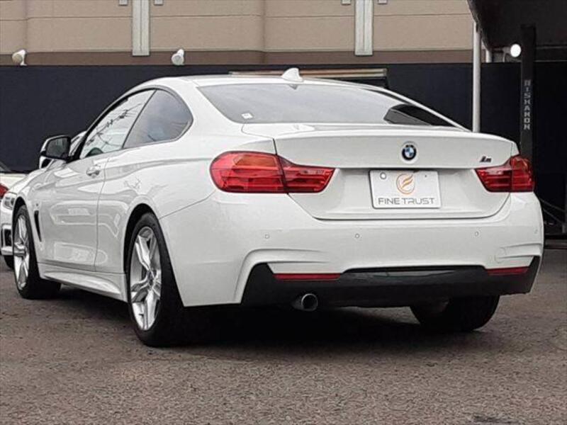 4 SERIES