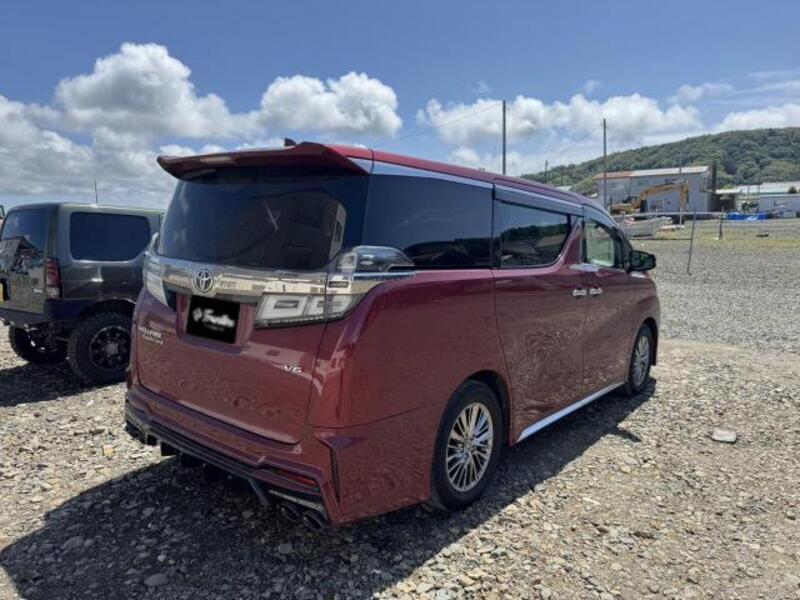 VELLFIRE