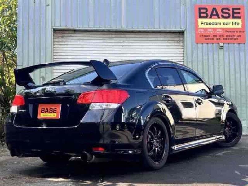 LEGACY B4
