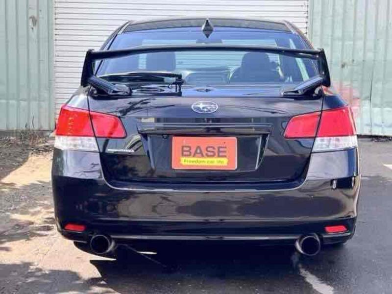 LEGACY B4