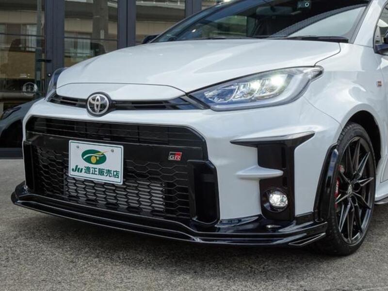 GR YARIS