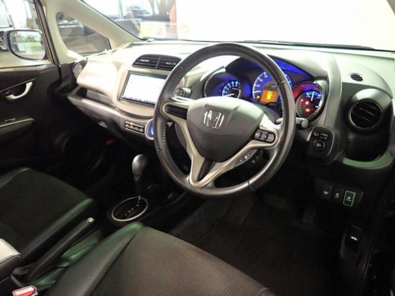 FIT HYBRID