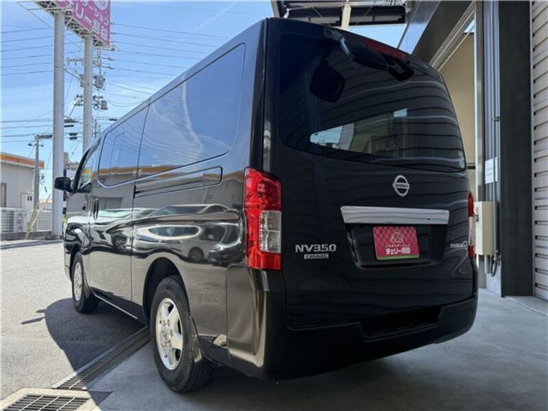 NV350 CARAVAN