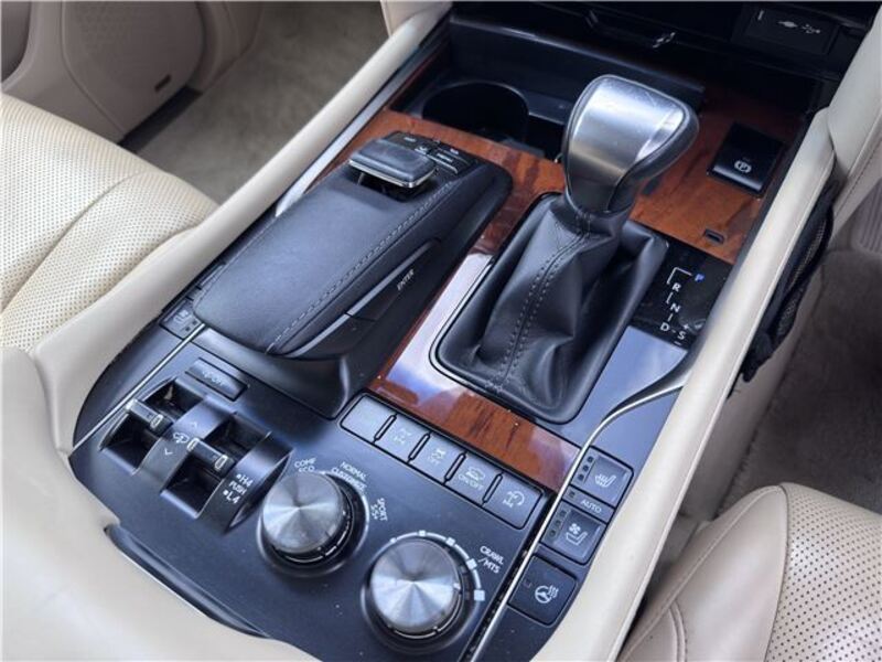 LX