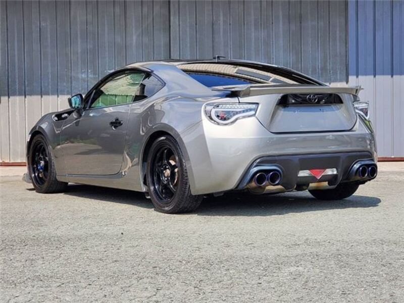 86