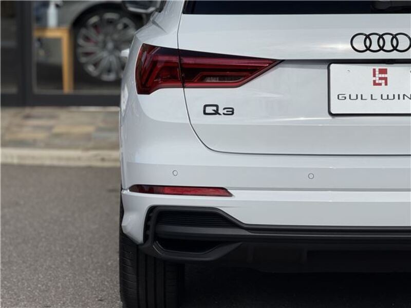 Q3