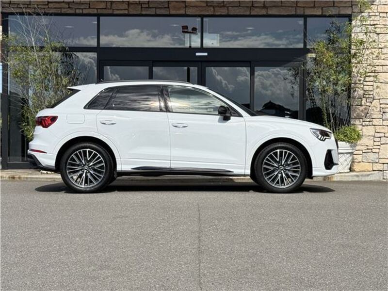 Q3