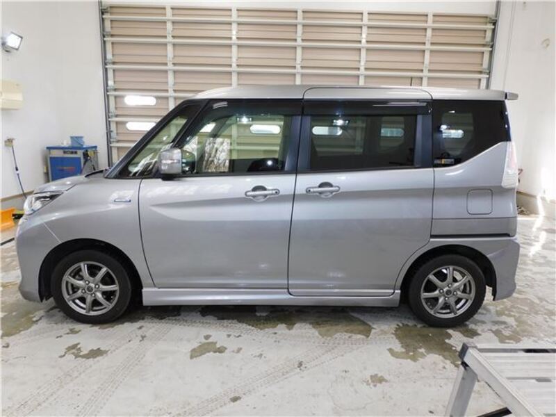 DELICA D2