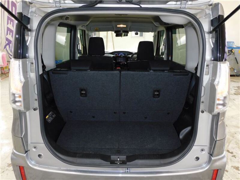DELICA D2