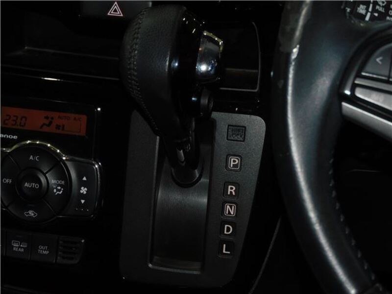 DELICA D2