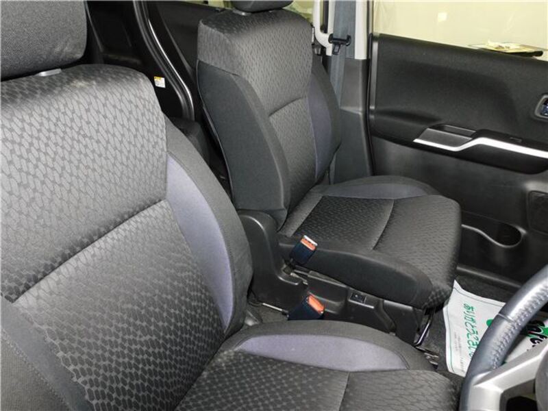DELICA D2