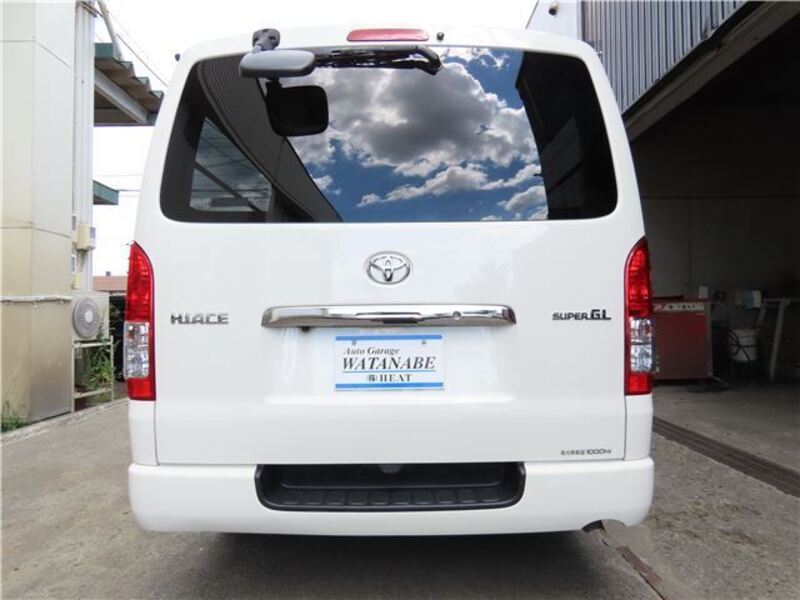 HIACE VAN
