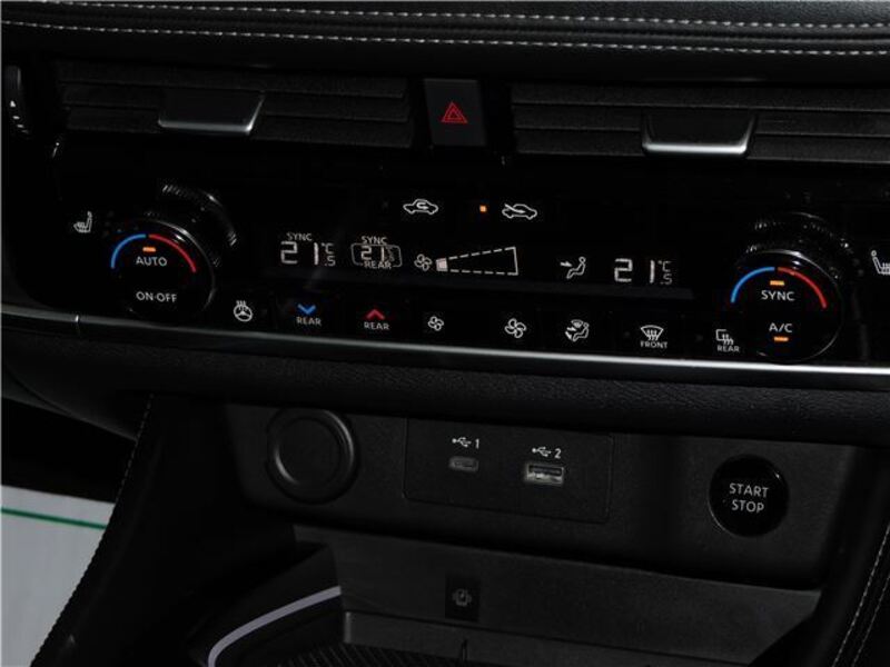 X-TRAIL