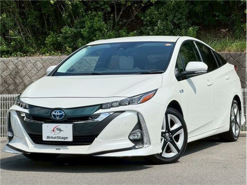 TOYOTA PRIUS PHV