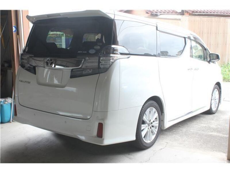 VELLFIRE