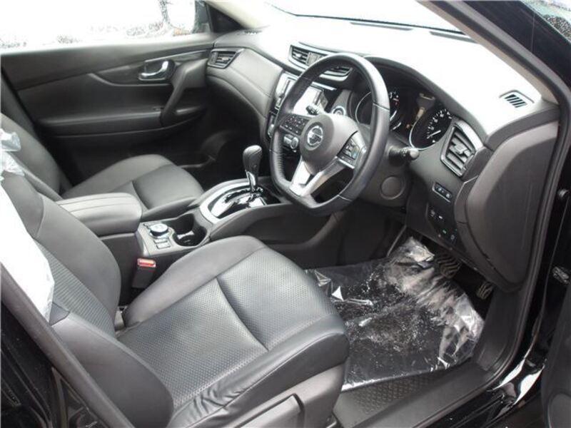 X-TRAIL