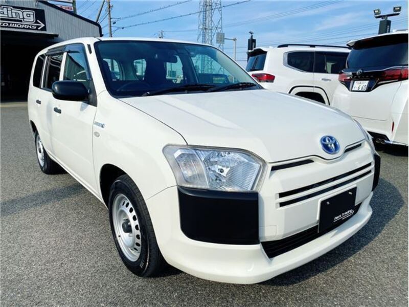 TOYOTA SUCCEED